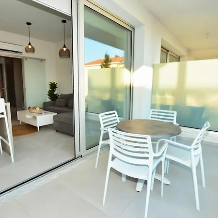 Sunnyvillas: New & Gym In Kapparis * Protarász